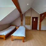 Pod Klonem Waglikowice