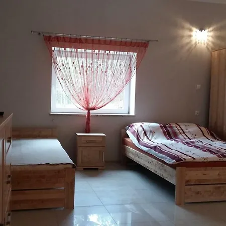 Pod Klonem Farm stay
